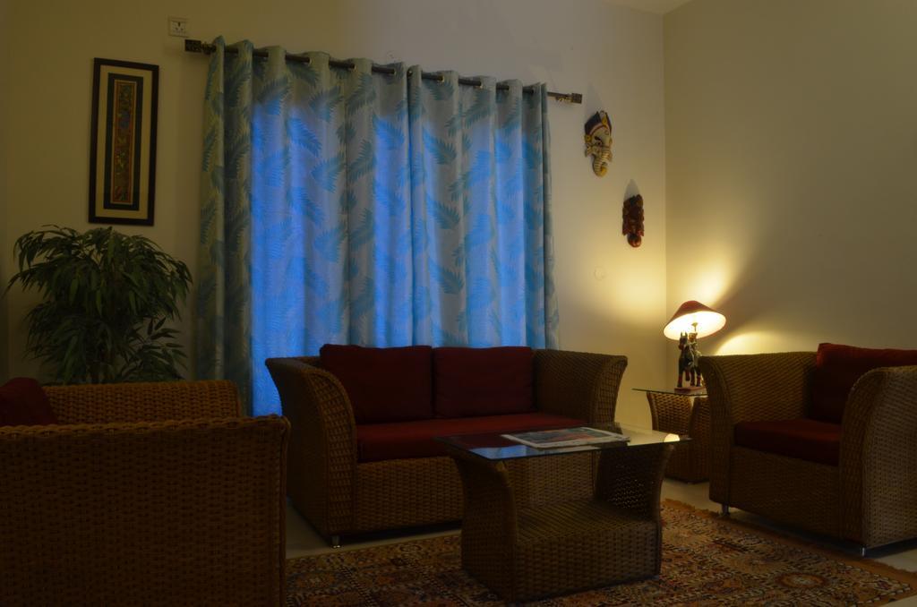 Luxtay Suites バンガロール エクステリア 写真